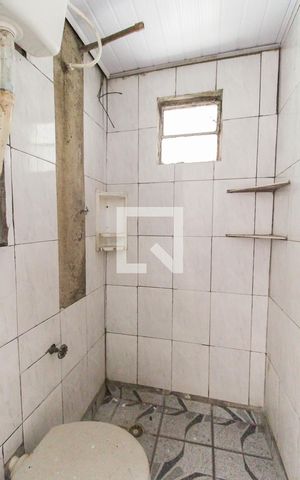 Casa para alugar com 60m², 2 quartos e sem vaga Casa para alugar com 60m², 2 quartos e sem vagaBanheiro