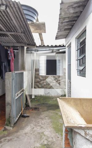 Casa para alugar com 60m², 2 quartos e sem vaga Casa para alugar com 60m², 2 quartos e sem vagaÁrea de Serviço