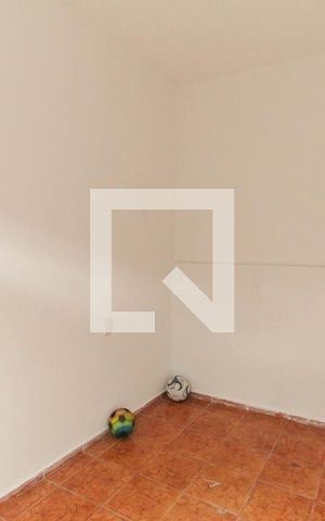 Casa para alugar com 60m², 2 quartos e sem vaga Casa para alugar com 60m², 2 quartos e sem vagaQuarto 1