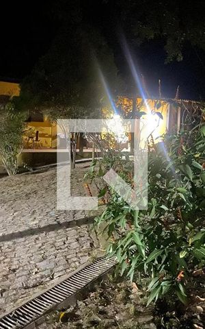 Casa de condomínio à venda com 350m², 6 quartos e 7 vagas Casa de condomínio à venda com 350m², 6 quartos e 7 vagasGaragem