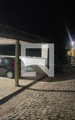 Casa de condomínio à venda com 350m², 6 quartos e 7 vagas Casa de condomínio à venda com 350m², 6 quartos e 7 vagasGaragem