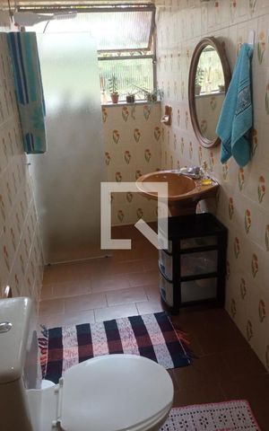 Casa de condomínio à venda com 350m², 6 quartos e 7 vagas Casa de condomínio à venda com 350m², 6 quartos e 7 vagasBanheiro