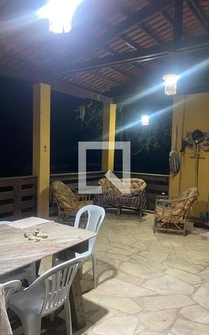 Casa de condomínio à venda com 350m², 6 quartos e 7 vagas Casa de condomínio à venda com 350m², 6 quartos e 7 vagasvaranda