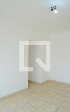 Apartamento para alugar com 83m², 2 quartos e sem vagaSala