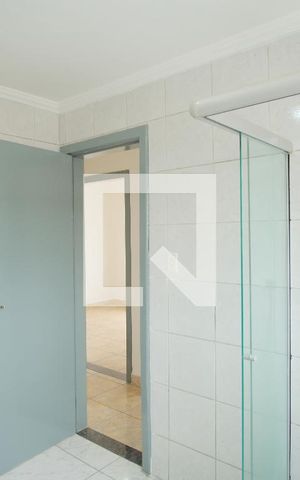 Apartamento para alugar com 83m², 2 quartos e sem vagaBanheiro