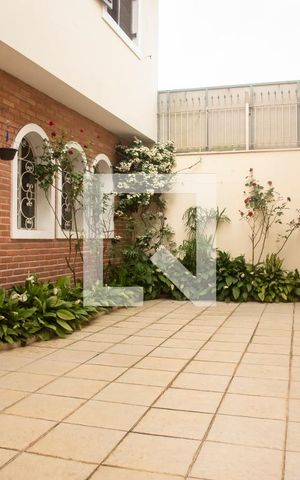 Casa à venda com 300m², 5 quartos e 2 vagasQuintal