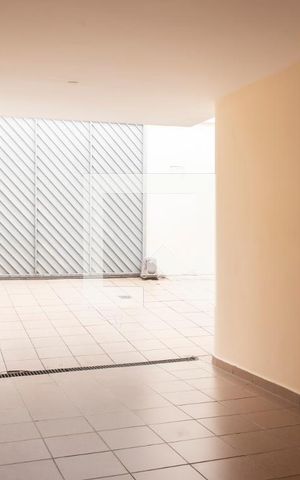 Casa à venda com 300m², 5 quartos e 2 vagasGaragem