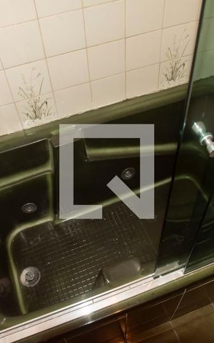 Casa à venda com 300m², 5 quartos e 2 vagasBanheiro da Suíte 2
