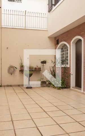 Casa à venda com 300m², 5 quartos e 2 vagasQuintal