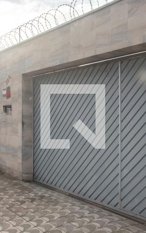 Casa à venda com 300m², 5 quartos e 2 vagasFachada