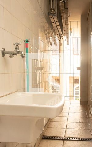 Casa à venda com 300m², 5 quartos e 2 vagasÁrea de Serviço 