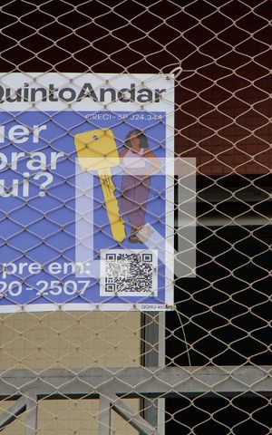 Apartamento à venda com 80m², 1 quarto e 1 vaga Apartamento à venda com 80m², 1 quarto e 1 vagaFACHADA