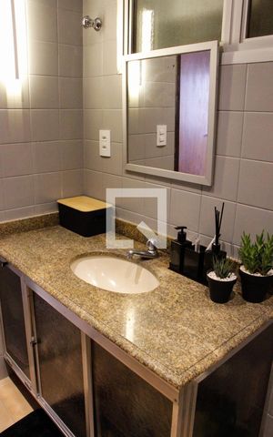 Apartamento à venda com 80m², 1 quarto e 1 vaga Apartamento à venda com 80m², 1 quarto e 1 vagaBANHEIRO