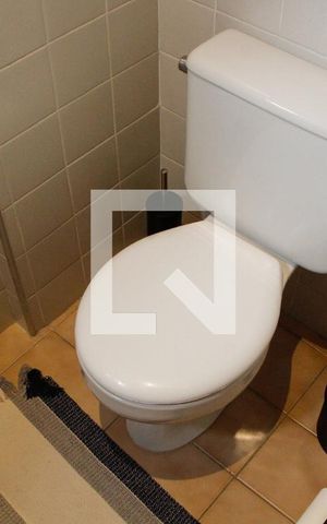 Apartamento à venda com 80m², 1 quarto e 1 vaga Apartamento à venda com 80m², 1 quarto e 1 vagaBANHEIRO DA ÁREA DE SERVIÇO