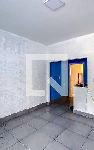 Casa à venda com 104m², 2 quartos e 1 vagaSala