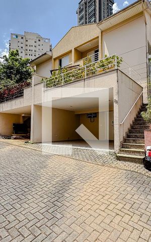 Casa de condomínio à venda com 145m², 3 quartos e 2 vagasÁrea comum