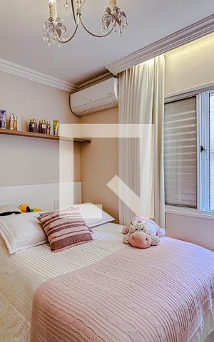 Casa de condomínio à venda com 145m², 3 quartos e 2 vagasQuarto 2 - Suíte