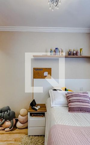 Casa de condomínio à venda com 145m², 3 quartos e 2 vagasQuarto 2 - Suíte