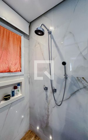 Casa de condomínio à venda com 145m², 3 quartos e 2 vagasBanheiro da Suíte