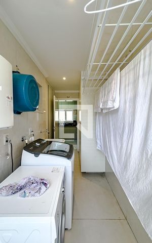 Casa de condomínio à venda com 145m², 3 quartos e 2 vagasÁrea de Serviço