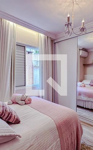 Casa de condomínio à venda com 145m², 3 quartos e 2 vagasQuarto 2 - Suíte