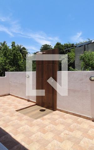 Casa de condomínio à venda com 162m², 2 quartos e 2 vagas Casa de condomínio à venda com 162m², 2 quartos e 2 vagasTerraço