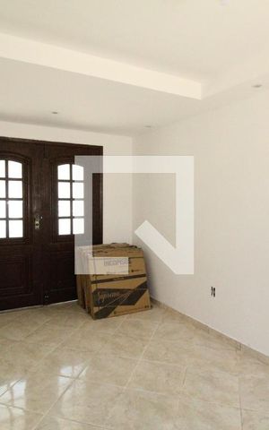 Casa de condomínio à venda com 162m², 2 quartos e 2 vagas Casa de condomínio à venda com 162m², 2 quartos e 2 vagasSala 1