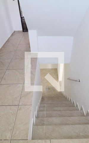 Casa de condomínio à venda com 162m², 2 quartos e 2 vagas Casa de condomínio à venda com 162m², 2 quartos e 2 vagasAcesso do 1º Pav para o 2º Pav