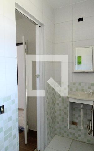 Casa de condomínio à venda com 162m², 2 quartos e 2 vagas Casa de condomínio à venda com 162m², 2 quartos e 2 vagasBanheiro da Suite 1