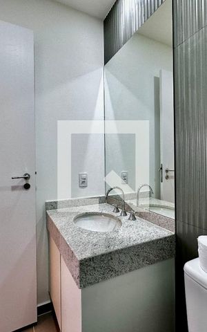 Apartamento à venda com 59m², 2 quartos e 1 vaga Apartamento à venda com 59m², 2 quartos e 1 vagaBanheiro Social