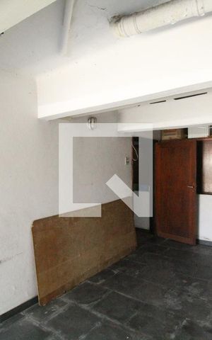 Casa de condomínio à venda com 355m², 4 quartos e 8 vagasGaragem - Quarto
