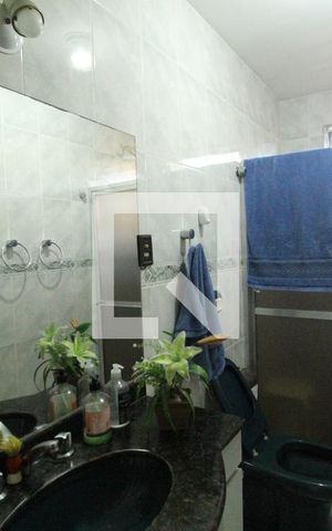 Casa de condomínio à venda com 355m², 4 quartos e 8 vagasBanheiro social 1