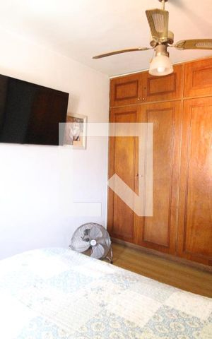 Casa de condomínio à venda com 355m², 4 quartos e 8 vagasQuarto 1