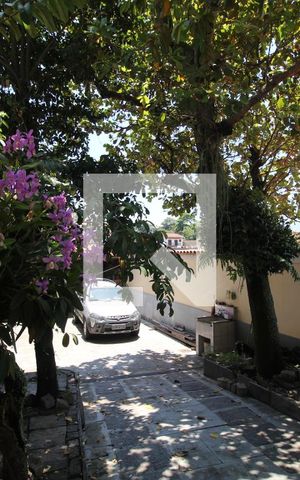 Casa de condomínio à venda com 355m², 4 quartos e 8 vagasGaragem