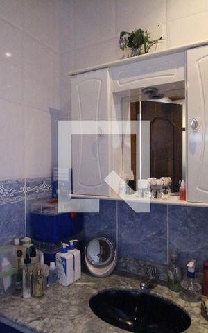 Casa de condomínio à venda com 355m², 4 quartos e 8 vagasBanheiro da suíte 2