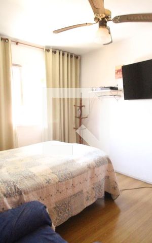 Casa de condomínio à venda com 355m², 4 quartos e 8 vagasQuarto 1