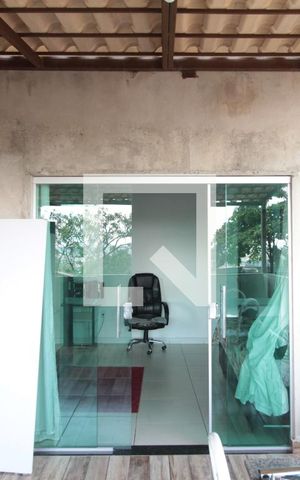 Casa para alugar com 360m², 4 quartos e 1 vagaVaranda