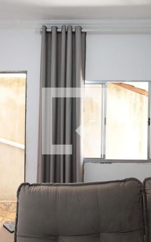 Casa para alugar com 360m², 4 quartos e 1 vagaSala