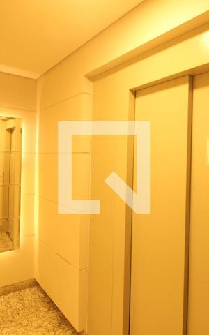 Apartamento à venda com 205m², 3 quartos e 2 vagasHall do elevador 