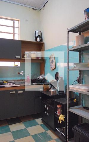 Casa à venda com 200m², 2 quartos e 2 vagasCozinha