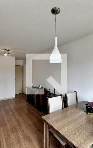 Apartamento para alugar com 60m², 2 quartos e 1 vaga Apartamento para alugar com 60m², 2 quartos e 1 vagaSala