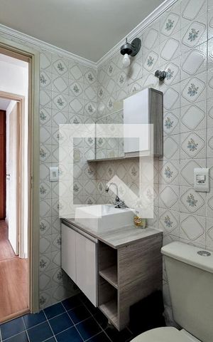 Apartamento para alugar com 60m², 2 quartos e 1 vaga Apartamento para alugar com 60m², 2 quartos e 1 vagaBanheiro