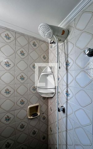 Apartamento para alugar com 60m², 2 quartos e 1 vaga Apartamento para alugar com 60m², 2 quartos e 1 vagaBanheiro