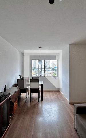 Apartamento para alugar com 60m², 2 quartos e 1 vaga Apartamento para alugar com 60m², 2 quartos e 1 vagaSala