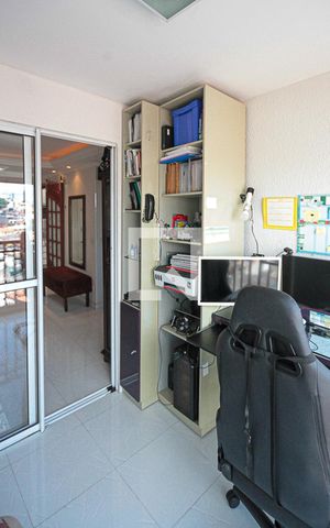 Apartamento à venda com 70m², 3 quartos e 2 vagas Apartamento à venda com 70m², 3 quartos e 2 vagasVaranda