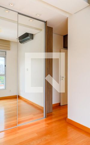 Apartamento à venda com 71m², 2 quartos e 3 vagas Apartamento à venda com 71m², 2 quartos e 3 vagasSuíte 1
