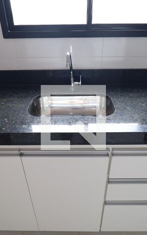Apartamento para alugar com 40m², 2 quartos e sem vagaCozinha / Área de serviço