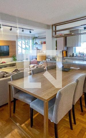 Apartamento para alugar com 85m², 2 quartos e 1 vaga Apartamento para alugar com 85m², 2 quartos e 1 vagaSala