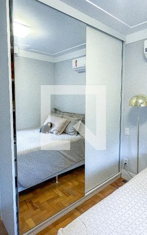 Apartamento para alugar com 85m², 2 quartos e 1 vaga Apartamento para alugar com 85m², 2 quartos e 1 vagaQuarto