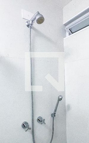 Apartamento para alugar com 85m², 2 quartos e 1 vaga Apartamento para alugar com 85m², 2 quartos e 1 vagaBanheiro